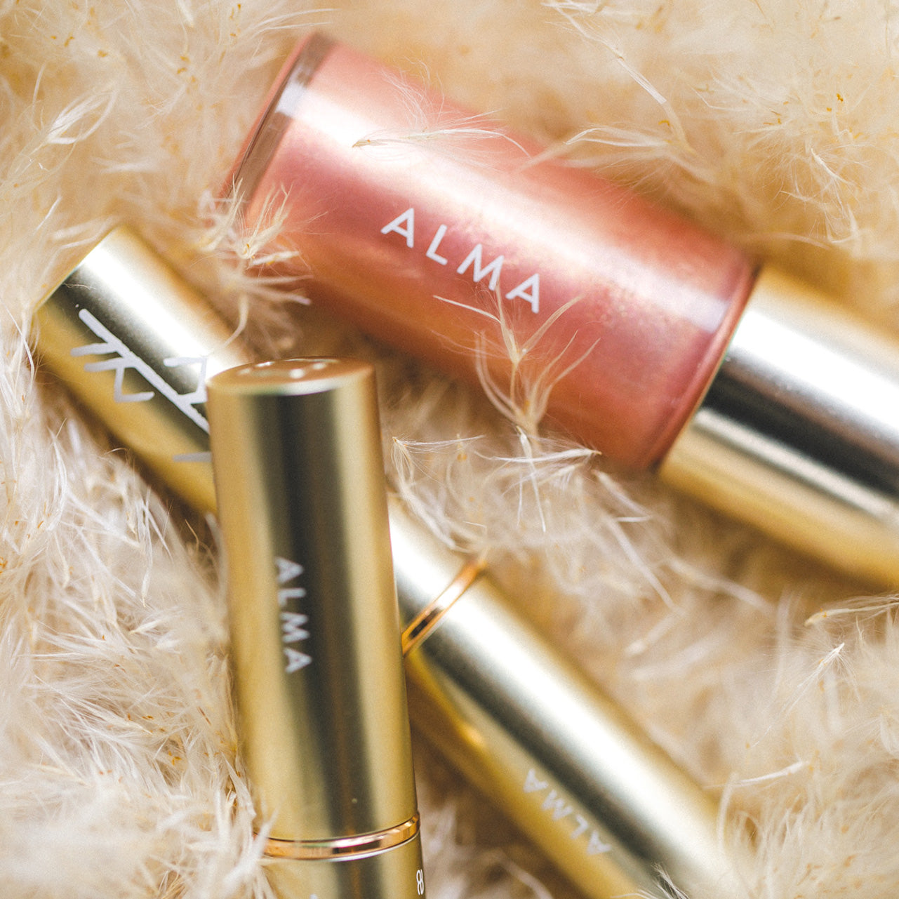 【02 Brising】Freyja Liquid rouge【リップグロス】