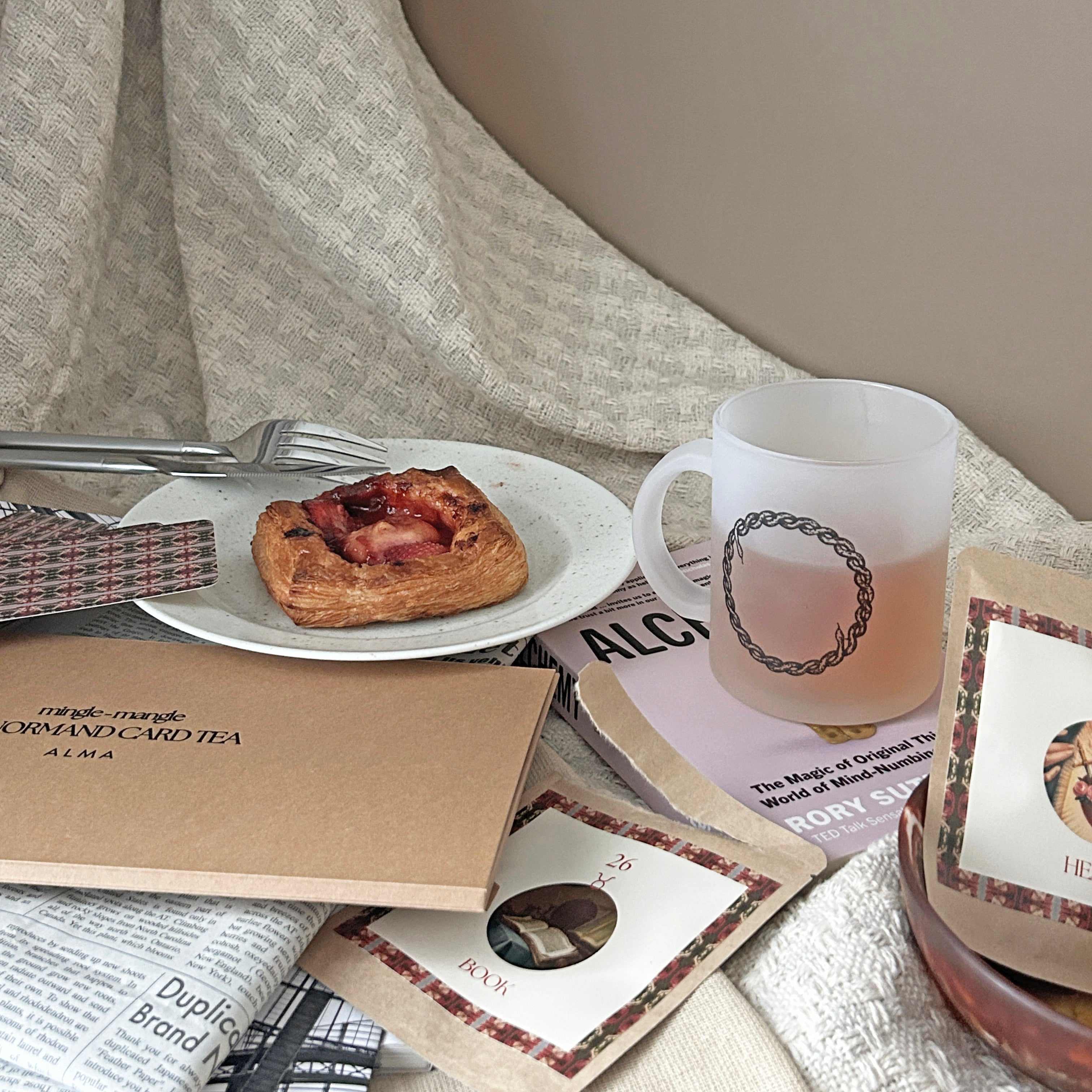 【数量限定】★1000円OFF限定set★ WITCH IS BACK! SET（紅茶＋マグ）