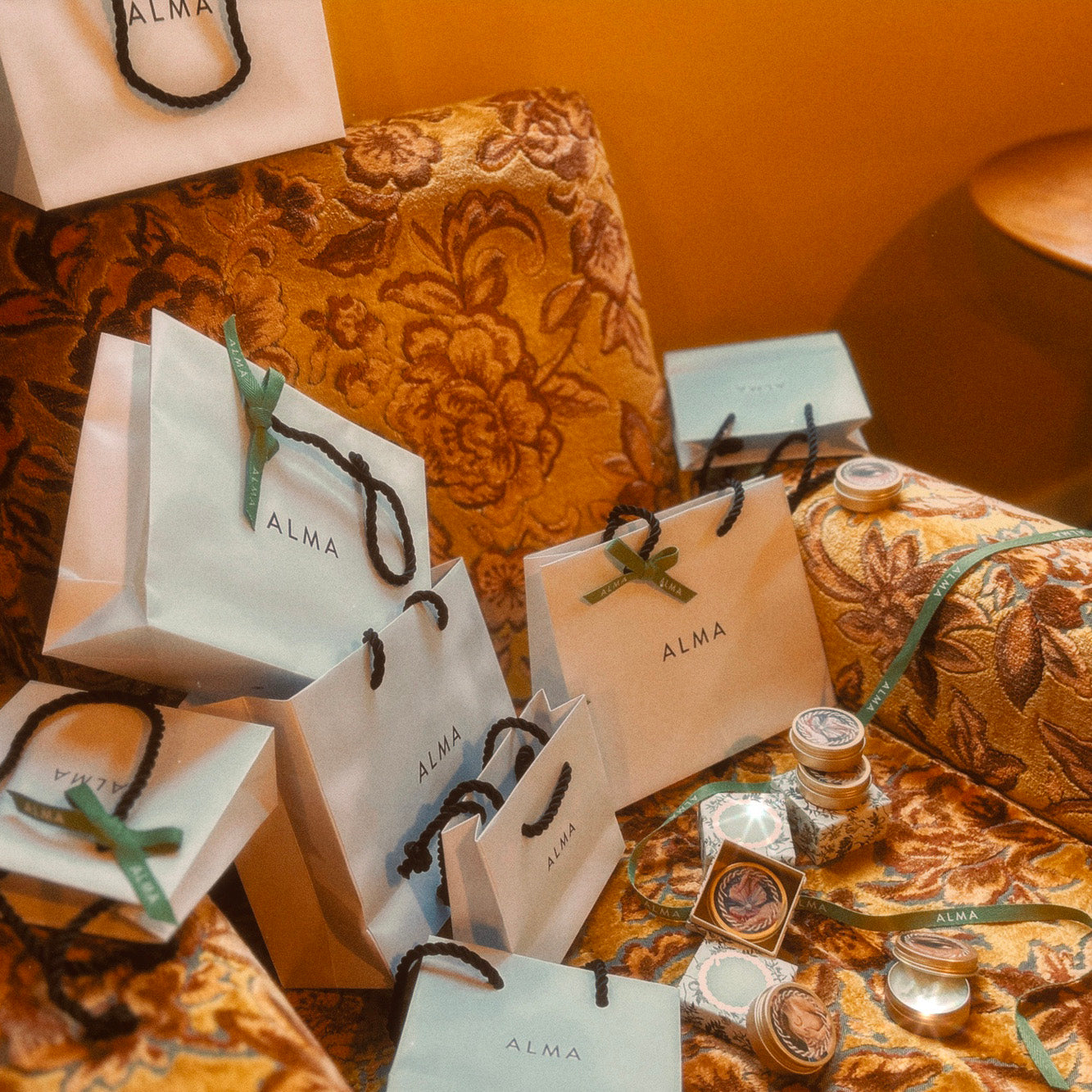 GIFT】Amulet balm【APHRODITE】